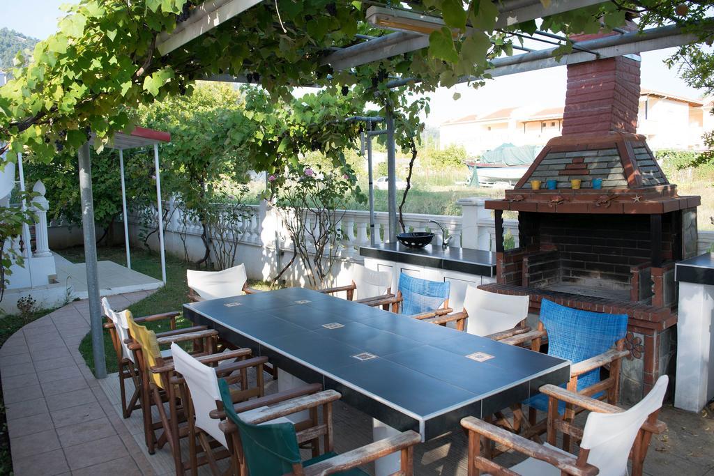 Nereids Apartments And Studios Chrysi Ammoudia Luaran gambar