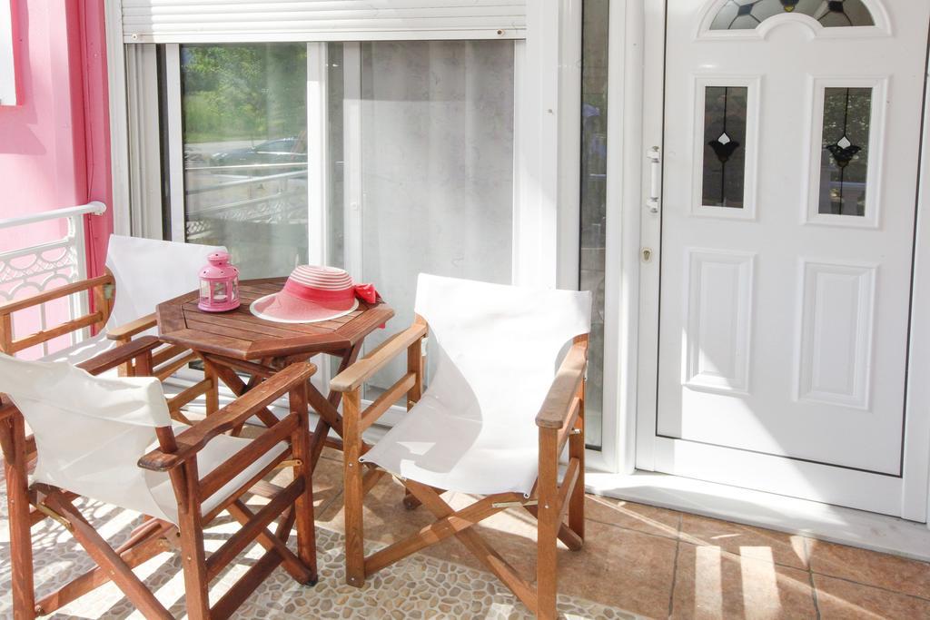 Nereids Apartments And Studios Chrysi Ammoudia Luaran gambar